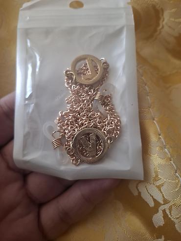 versage sep: Qızılı rəngdə zəncirli eynək/yaxa kəməri (eynak üçün asqı) - — 1