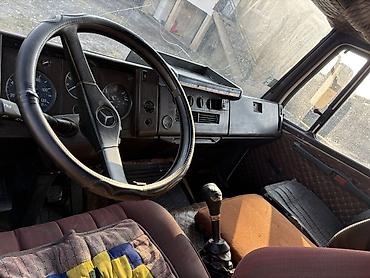 Коммерческий транспорт: Грузовик, Mercedes-Benz, Стандарт, Б/у — 4