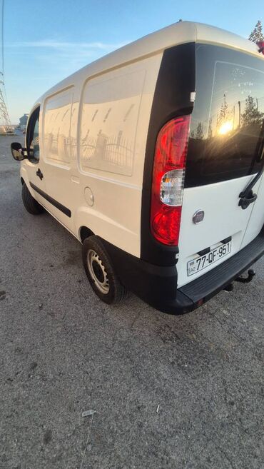 Fiat: Fiat Doblo: 1.3 l | 2010 il 247155 km Universal — 10