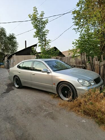 салон спада: Toyota Aristo: 2003 г., 3 л, Автомат, Газ, Седан