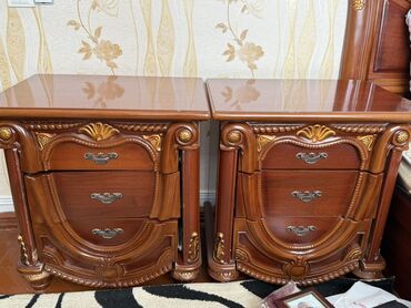 сколько стоит диван: Klassik üslubda iki ədəd taxta tumbadır (cütdür). - Material: masif
