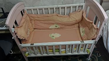 4 mom: Детская односпальная кровать, Б/у, Для девочки, С матрасом, Дерево, Самовывоз — 1