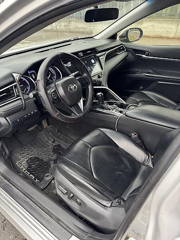 Toyota: Toyota Camry: 2018 г., 2.5 л, Вариатор, Гибрид, Седан — 7