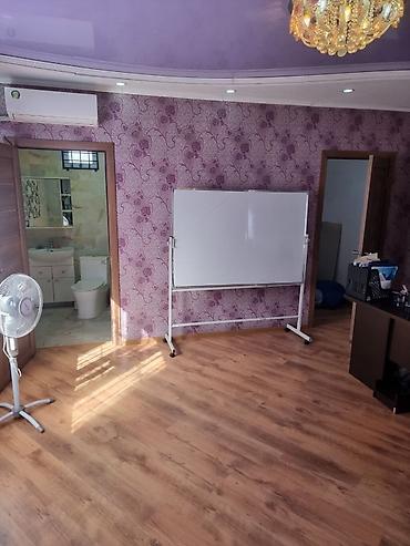 Продажа коттеджей и домов: Продаём дом 2 этажа. 2,8 сотки по документам,факт 3,5 сотки. 190м² — 7