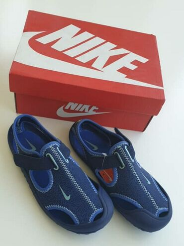 butsy-nike-magista-obra-fg в Кыргызстан: Сандали новые оригинал
