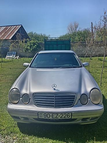 bmw e 38: Mercedes-Benz E-Class (W210) sedan - Kuzov: 4 qapılı sedan, gümüşü — 4