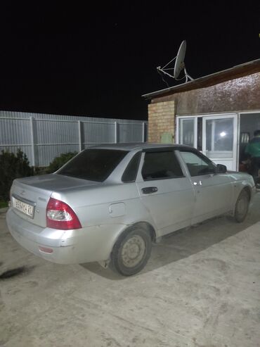 toyota east: Toyota bB: 2008 г., 1.6 л, Механика, Бензин, Седан