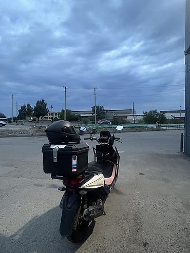Мототехника: Электроскутер в практичном городском исполнении. Подходит для — 2