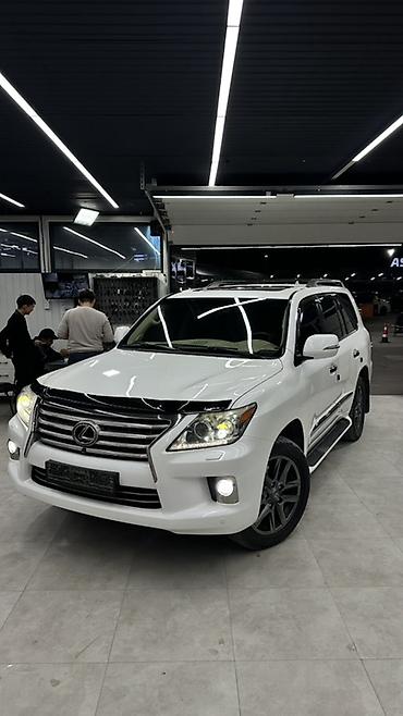 Lexus LX: 2014 г., 5.7 л, Автомат, Газ, Внедорожник