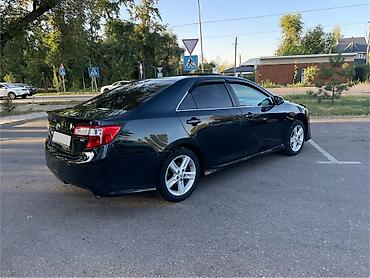 срочно продаю камри: Toyota Camry: 2013 г., 2.5 л, Автомат, Газ, Седан — 6