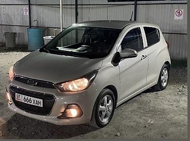 bmw ix3: Chevrolet Spark: 2018 г., 1 л, Бензин — 5