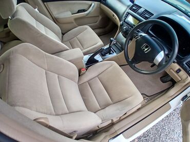 Honda: Honda Accord: 2003 г., 2 л, Типтроник, Бензин, Седан — 18