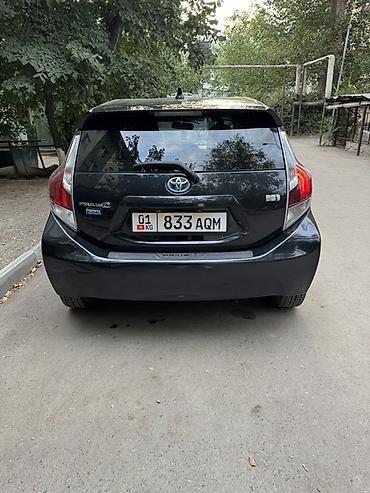 тойота приус с: Toyota Prius C: 2016 г., 1.5 л, Автомат, Гибрид, Хэтчбэк — 4