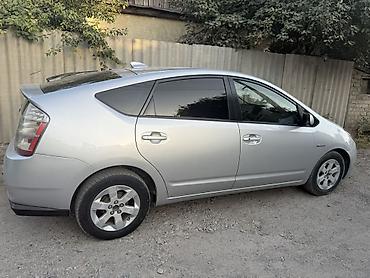 Транспорт: Toyota Prius: 2006 г., 1.5 л, Вариатор, Бензин, Хэтчбэк — 3