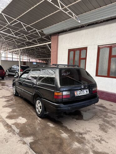 Volkswagen: Volkswagen Passat: 1990 г., 1.8 л, Механика, Бензин, Универсал