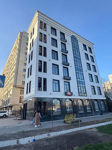 земля кемин: Продажа офисов 1341 м², Без ремонта, Многоэтажное здание, 1 этаж — 1