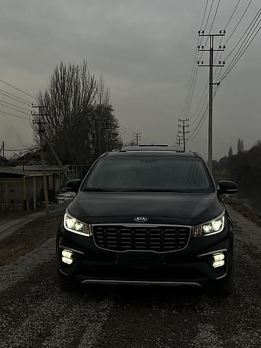 Kia: Kia Carnival: 2020 г., Минивэн — 2