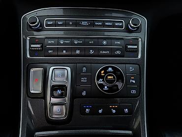 Hyundai: Hyundai Santa Fe: 2021 г., 2.2 л, Автомат, Дизель, Кроссовер — 4