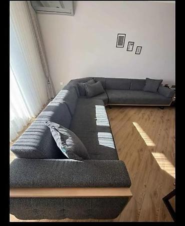 Kunc divan 450azn. Acilir ve bazalidir. Olcu 2.50×2.50sm. Alinib