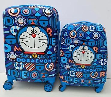Putni koferi i torbe: Set kofera Doraemon – 2 komada - Dizajn: šareni plavi print sa likom — 1