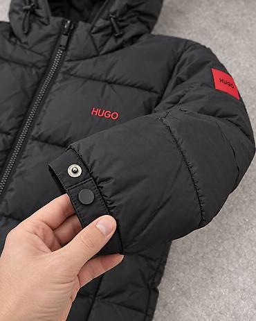 фирмы пуховиков: Зимняя Мужская пуховая куртка HUGO BOSS (чёрная) цена: 4700 — 7