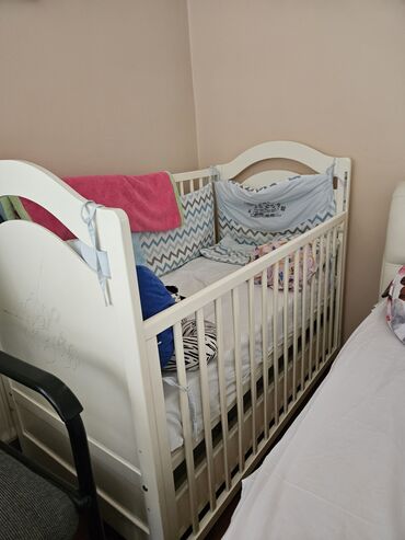 krevetac za bebe igracka: Unisex, bоја - Bela