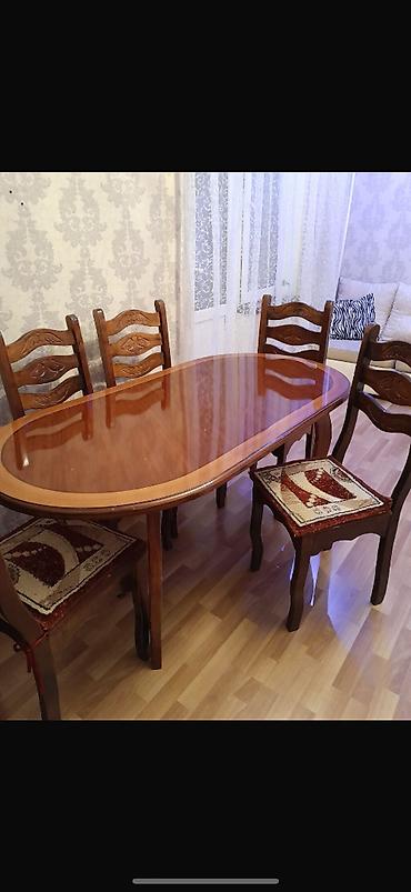 Masa və 6 oturacaq təcili satılır. Yaxşı vəziyyətdədir. Səliqəli