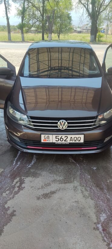 продаю с доплатой мне: Volkswagen Polo: 2020 г., 1.6 л, Механика, Бензин, Седан