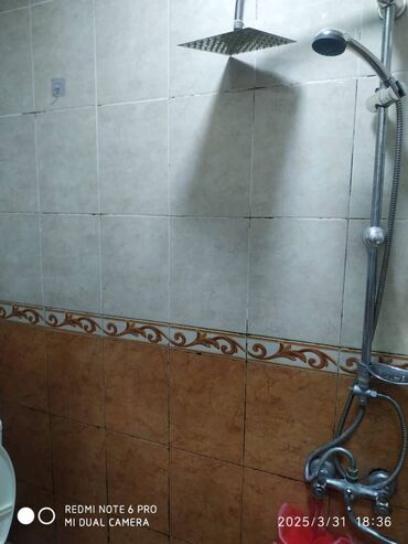 Uzunmüddətli kirayə mənzillər: 20 yanvar metrosunun yanında,5 mərtəbənin,5-ci mərtəbəsində, 1- — 10