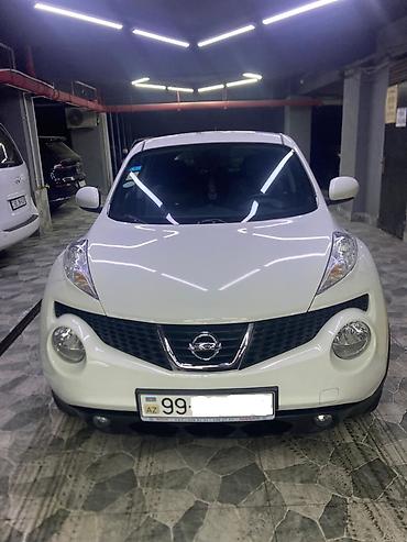 skoda minivan: Nissan Juke: 1.6 l | 2012 il Krossover — 1