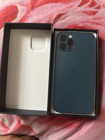телефоны кнопачные: IPhone 12 Pro, Б/у, 128 ГБ, Blue Titanium, Коробка, 77 %