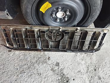 radiator barmaqlığı: Toyota ön radiator barmaqlığı (emblemli) - Modellə uyğunluq: Toyota — 2