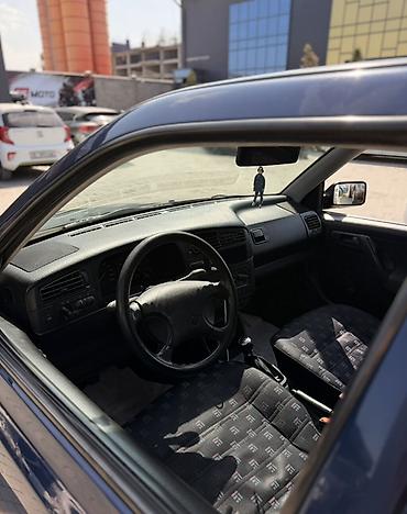 vw sharan: Volkswagen Golf: 1993 г., 1.8 л, Механика, Бензин, Хэтчбэк — 6
