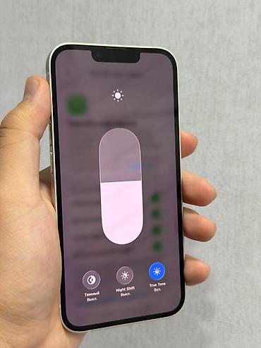 айфон зарядник оригинал: IPhone 13, белый цвет, в комплекте коробка. АКБ 79 в комплекте сама — 5