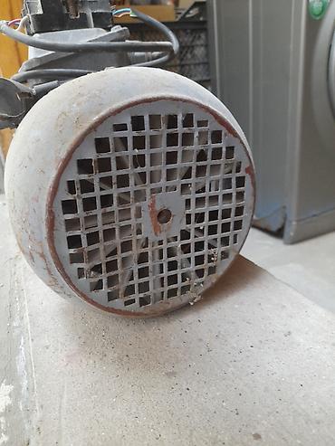 Darvaza motorları: Asinxron elektrik mühərriki. İşləyir amma nese problemi var. Texniki — 2