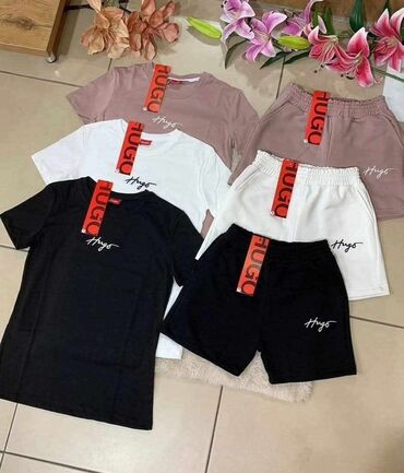 Kompleti: Hugo Boss, S (EU 36), M (EU 38), L (EU 40), Sa ilustracijom, bоја - Šareno