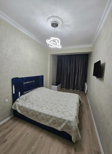 Günlük kirayə mənzillər: 2 otaqlı — 3