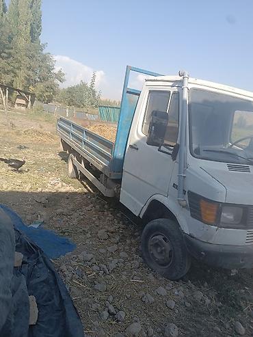 мотоцикл муравей с кабиной: Грузовой бортовой автомобиль средней тоннажности - Тип кузова — 2