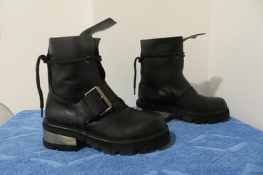 muske cipele duboke: Boots, size - 44