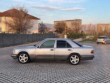 Mercedes-Benz: Mercedes-Benz W124: 1994 г., 3.2 л, Автомат, Бензин, Седан — 8