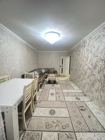 Köhnə tikili: Bakı, 3 otaqlı, Köhnə tikili, m. Xalqlar Dostluğu, 70 kv. m — 2