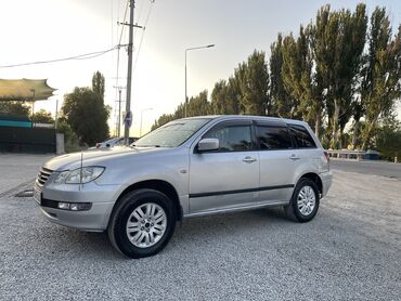 ящик для инструментов в машину: Mitsubishi Outlander: 2001 г., 2 л, Автомат, Газ, Кроссовер