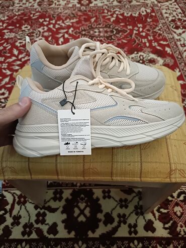 домашние тапочки новый: Trendyoldan endirimlə 32 manata alınıb,ayağıma balaca olduğu üçün