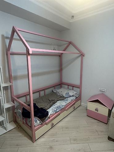 Qız üçün, İşlənmiş, Çarpayı, Bazasız, Matras ilə, Siyirməli lalafo.az -da Qız üçün, İşlənmiş, Çarpayı, Bazasız, Matras ilə, Siyirməli
