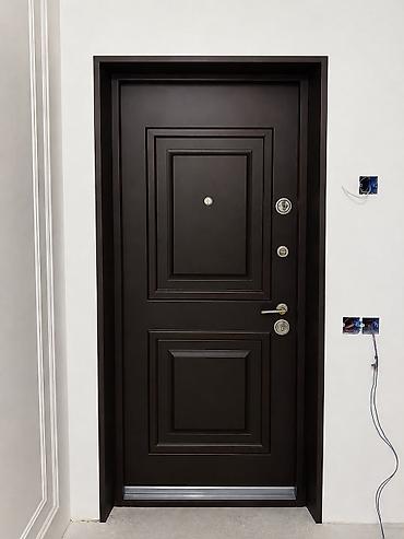 seyfi qapi: 🚪 Seyf qapı satılır 💰 Qiymət: 220 AZN 📏 Ölçüsü: 2.05 × 1 m 📍 Ünvan — 1