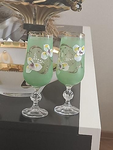 içki: 6 ededdi.içkənməyib çatlağı yoxdur.25man — 1