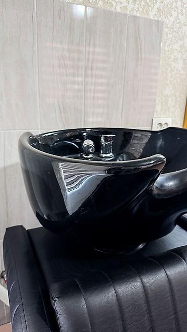 Мойки и раковины: Парикмахерская мойка со встроенным креслом. Так же зеркала и — 4