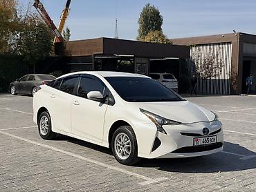 start: Toyota Prius: 2017 г., 1.8 л, Вариатор, Гибрид, Хэтчбэк — 2
