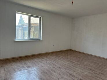 Продажа домов: 95 м², 4 комнаты