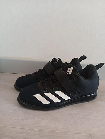 Мырзалардын бут кийими: Эркектердин кроссовкасы, 41, Adidas, Колдонулган, түсү - Кара — 2